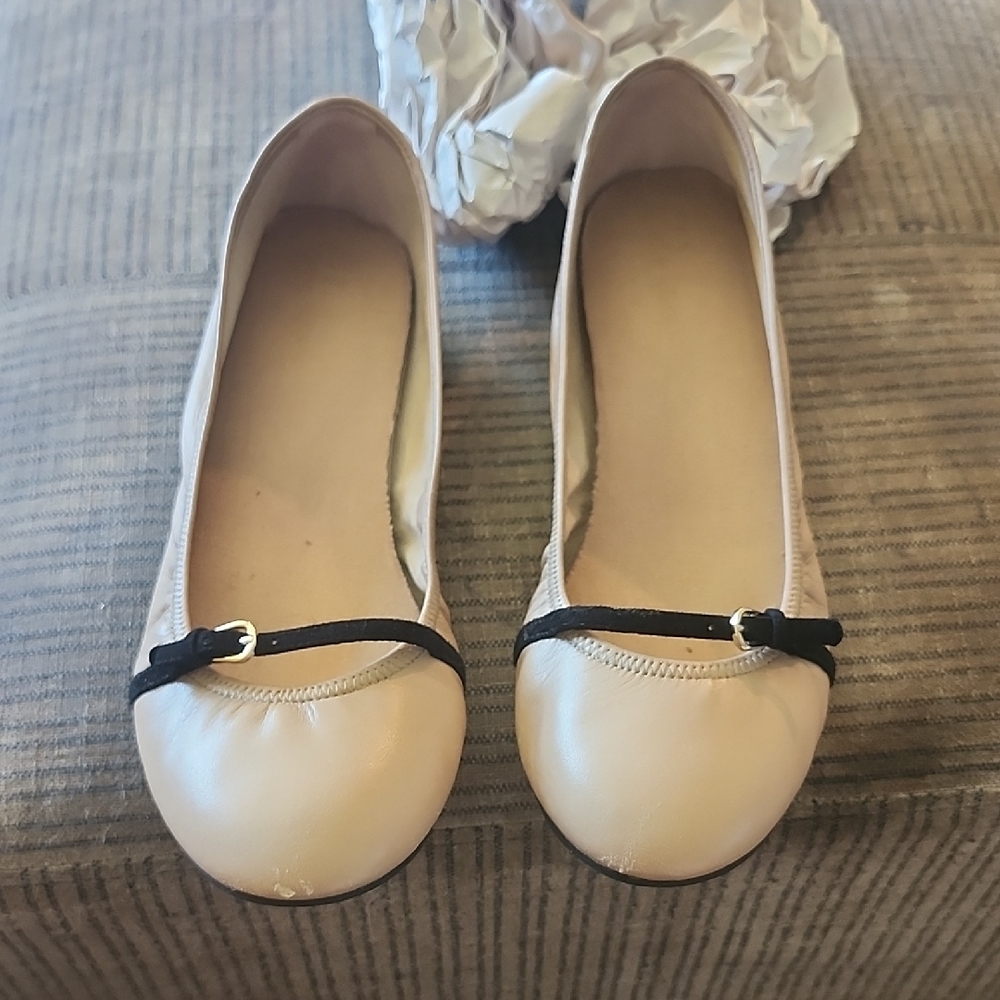Cole Haan Cream Flats with Black Bow